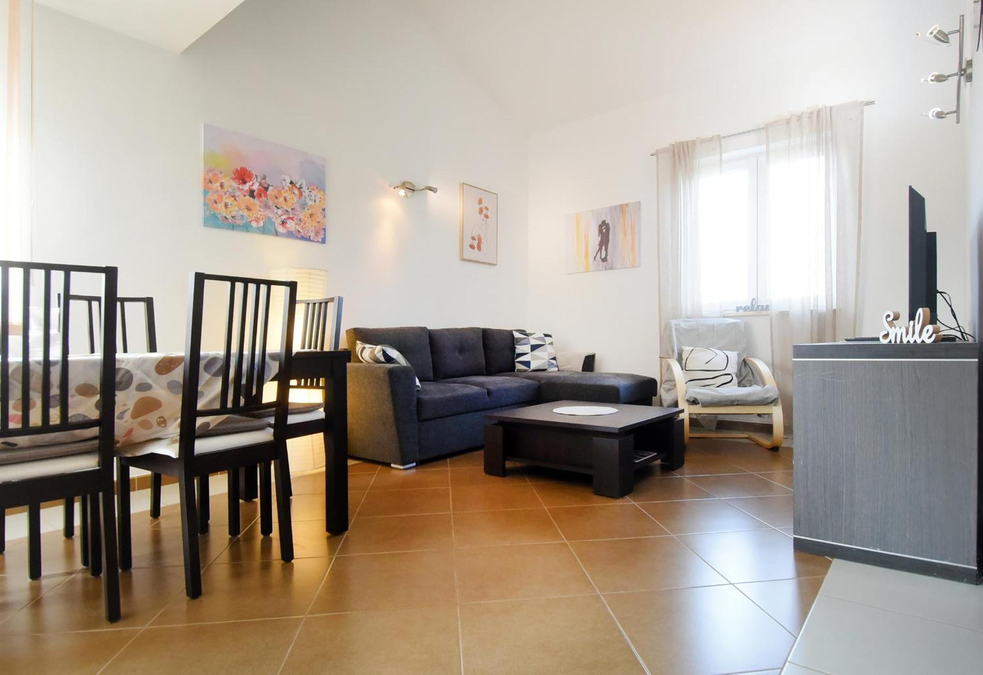 Dalia Apartment *
